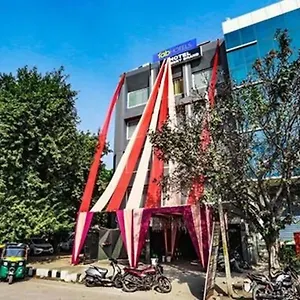 Fabhotel Aerosky Grand 3* Delhi (National Capital Territory of India)